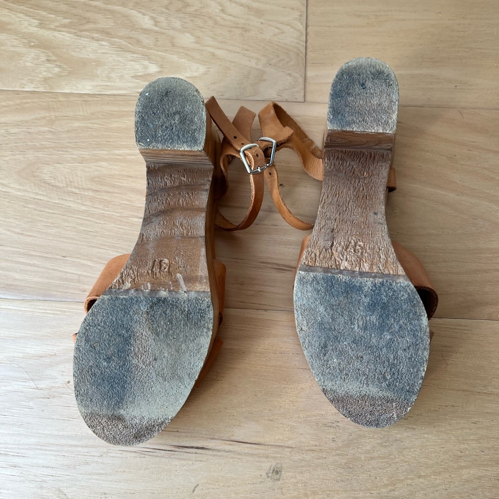 Zara  vintage wooden platform leather tan sandals - Picture 6 of 8
